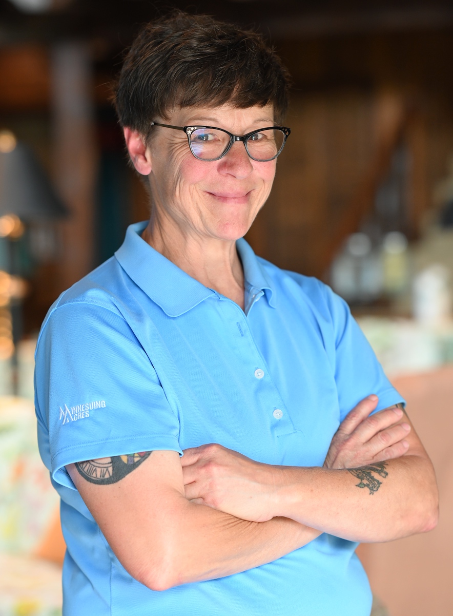 Lorina Linhart